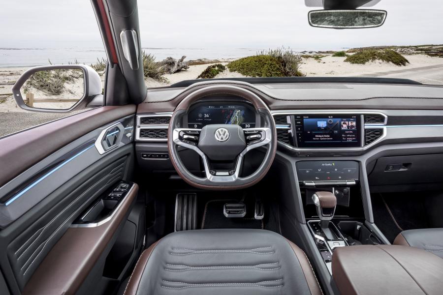 Торпедо Volkswagen Atlas Tanoak Pickup Truck Concept 2018 года  (фото 15 из 32)